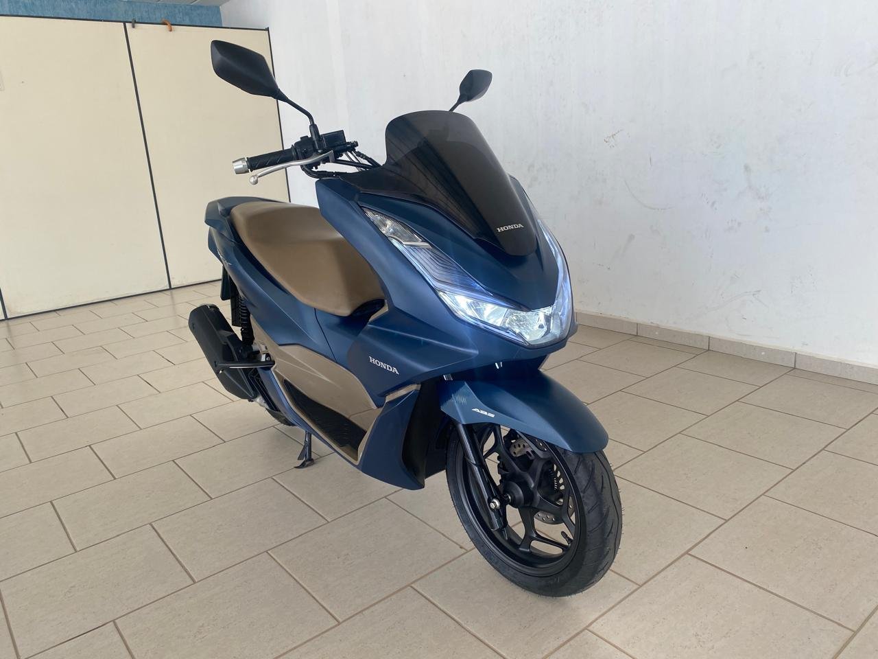 HONDA PCX DLX 160 ABS 2024 (3)